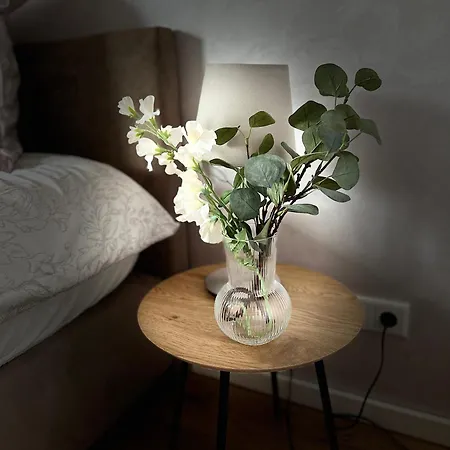 Od Apartment *